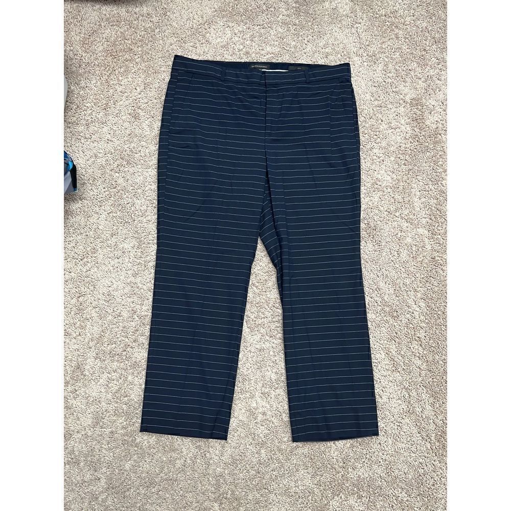 Banana Republic Navy pin stripe suit dress pants Ryan size 16 S
